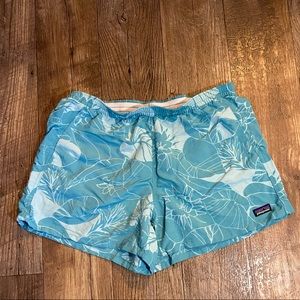 Patagonia Teal Floral 5” Baggies - Sz L